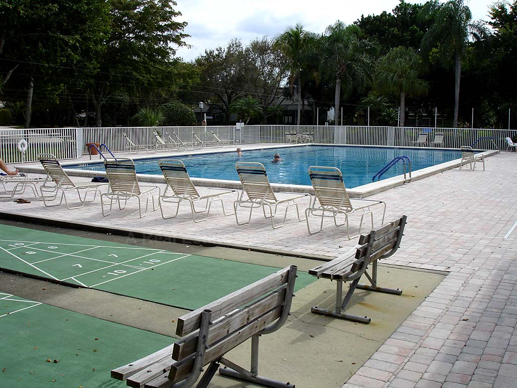 Caloosa Yacht And Racquet Club Community Pool